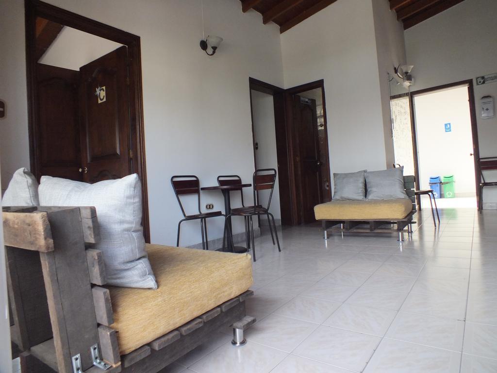 Hostal Casa Paraiso Medellín Eksteriør bilde