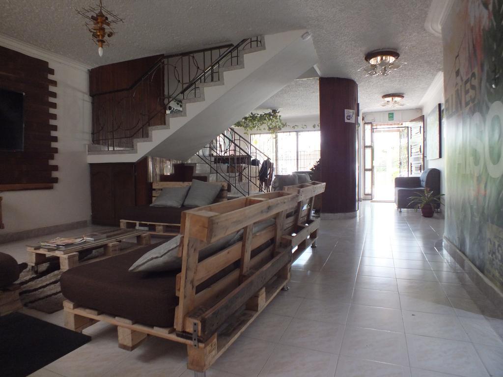Hostal Casa Paraiso Medellín Eksteriør bilde